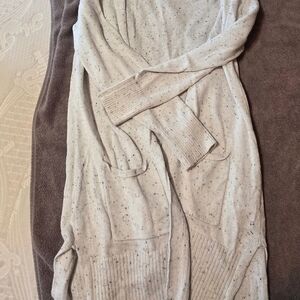 Old Navy Cream Speckled Knit Sweater